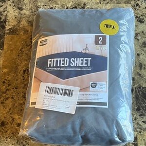 Twin XL Fitted Sheet - Gray